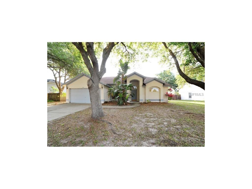 9514 Glenpointe Dr, Riverview, FL 33569 photo 1