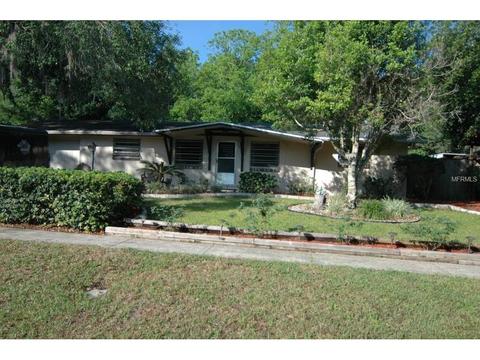 1054 N Palm Cir, Eustis, FL 32726 photo 1