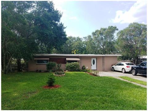 836 Edgewater Cir, Eustis, FL 32726 photo 1