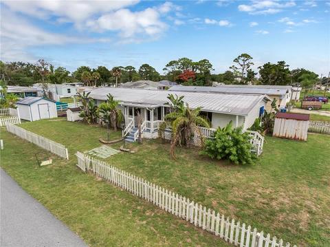 101 Charles St, Edgewater, FL 32141 photo 1