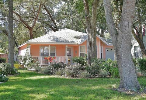 704 Harvard Ct, Eustis, FL 32726 photo 1