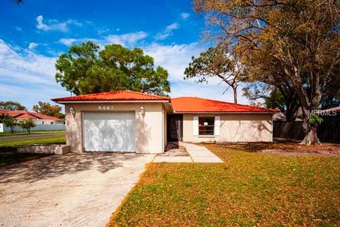 8487 121st Pl, Largo, FL 33773 photo 1