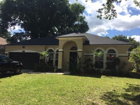 1311 Vickers Lake Dr, Ocoee, FL 34761 photo 1