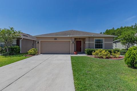 121 Daigledog St, Saint Cloud, FL 34772 photo 1