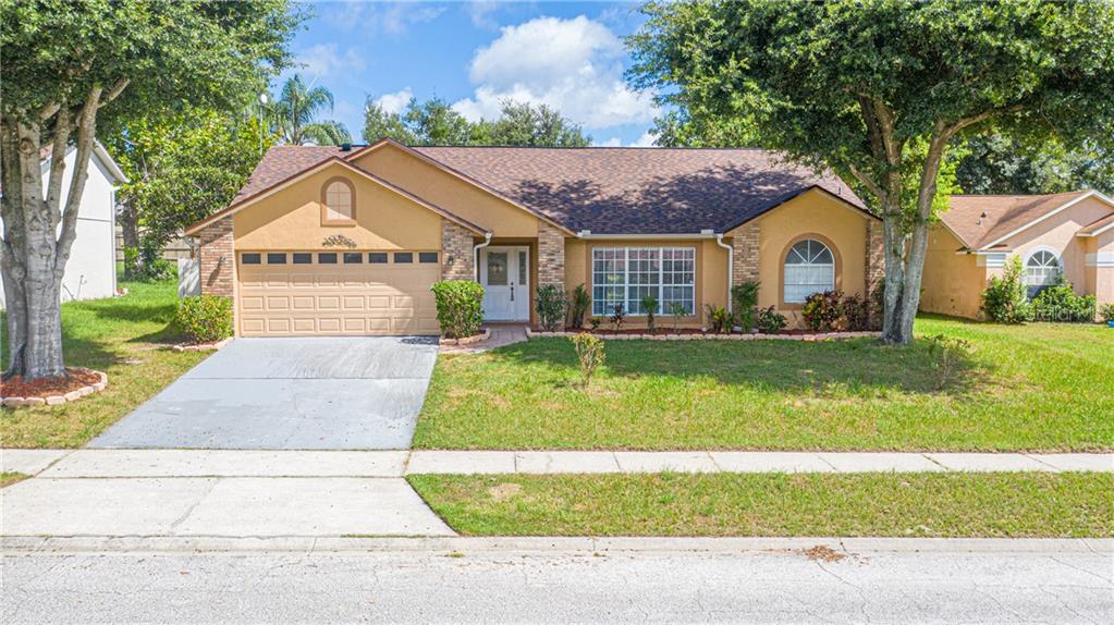 1631 Cassingham Cir, Ocoee, FL 34761 photo 1