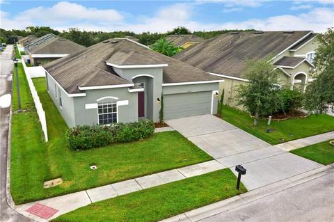 2101 Senate Ave, Saint Cloud, FL 34769 photo 1