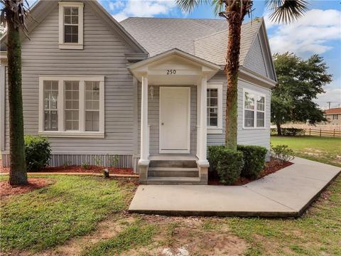 250 W Mills Ave, Eustis, FL 32726 photo 1
