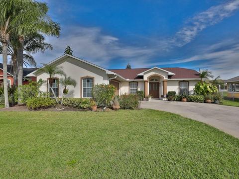 2401 Sweetwater Blvd, Saint Cloud, FL 34772 photo 1