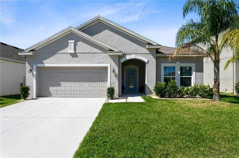 1834 Castleton Dr, Saint Cloud, FL 34771 photo 1