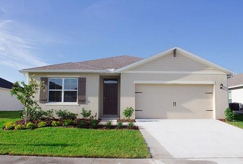 426 Tanis Ave, Saint Cloud, FL 34771 photo 1