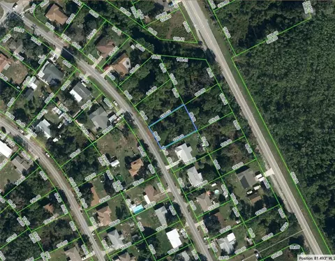 2816 King Dr, Sebring, FL 33870