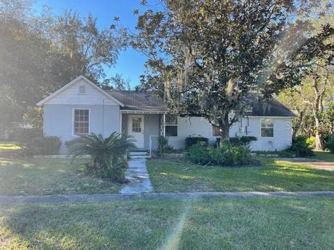 1012 Robie Ave, Mount Dora, FL 32757 photo 1