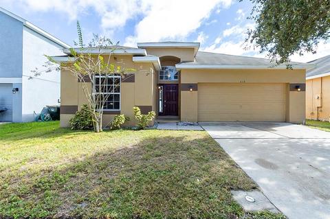 2105 Justice Ln, Saint Cloud, FL 34769 photo 1