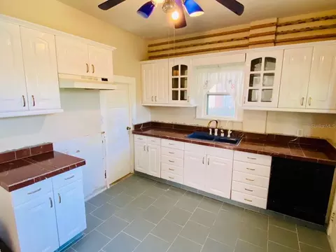 Kitchen - 415 Braddock Ave, Daytona Beach, FL 32118 photo 3 of 3