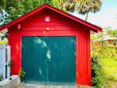 Exterior - 415 Braddock Ave, Daytona Beach, FL 32118 photo 13 of 14