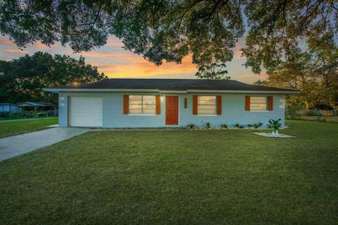 3826 Mohawk Dr, Mount Dora, FL 32757 photo 1