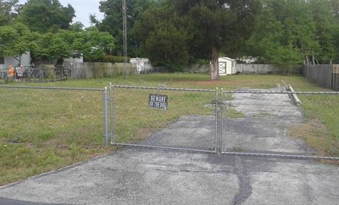 351 Park Dr, Deland, FL 32724