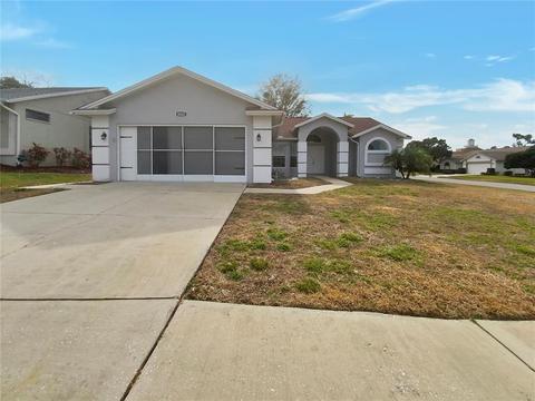 8822 Avila Ct, Hudson, FL 34667