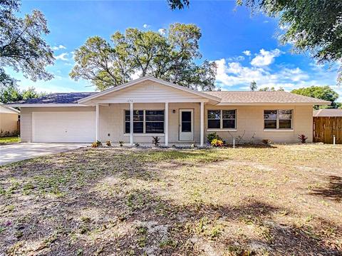 672 W Seminole Ave, Eustis, FL 32726 photo 1