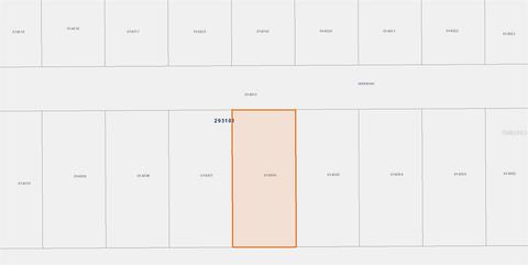 912 El Dorado Dr, Indian Lake Estates, FL 33855