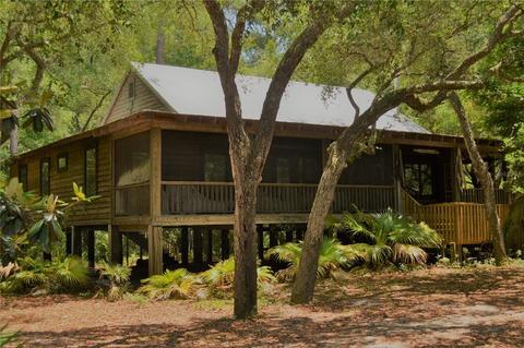 111 Limousine Ln, Bryceville, FL 32009