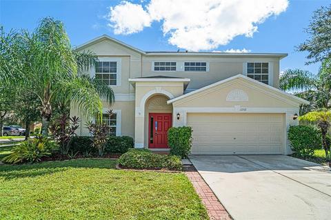 2302 Roanoke Springs Dr, Ruskin, FL 33570