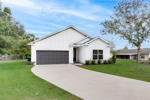 2082 Greenview Dr, Deltona, FL 32725