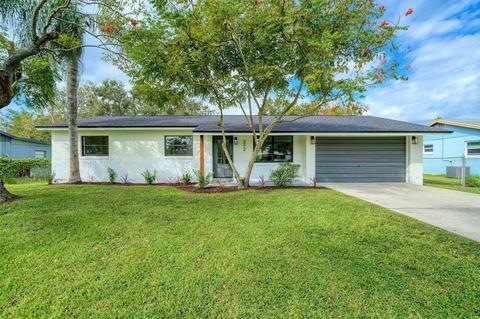 212 Vermont Ave, Saint Cloud, FL 34769 photo 1