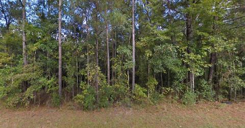 Greenview Drive, Chipley, FL 32428