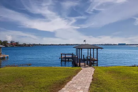 1704 Fairview Shores Dr, Orlando, FL 32804