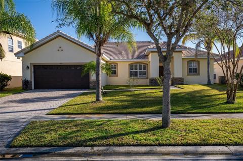 3932 Port Sea Pl, Kissimmee, FL 34746