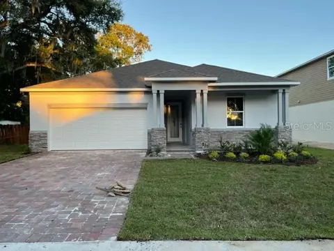 206 Pine Crest Rd, Mount Dora, FL 32757