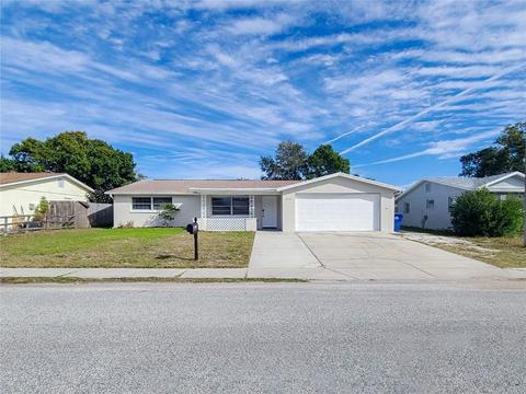 8914 Farmington Ln, Port Richey, FL 34668