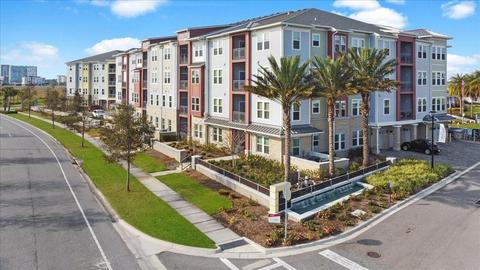 7505 Laureate Blvd #2103, Orlando, FL 32827