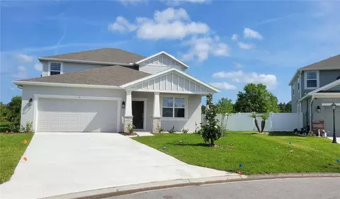 16 Oakleaf Way, Palm Coast, FL 32137
