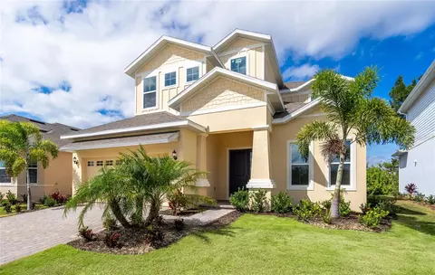 921 Signet Dr, Apollo Beach, FL 33572
