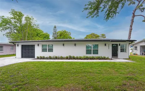 2627 Ambergate Rd, Winter Park, FL 32792