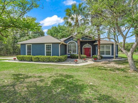 12598 SE 170th St, Weirsdale, FL 32195