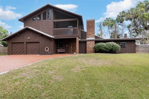 3648 Lake Harney Cir, Geneva, FL 32732