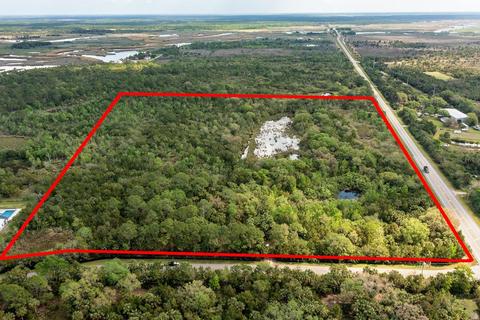 651 Rest Haven Rd, Geneva, FL 32732