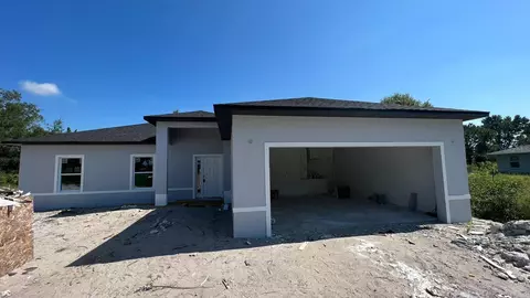 8959 Cypresswood Dr, Lake Wales, FL 33898