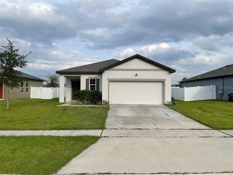 1005 Landing Ln, Deltona, FL 32738