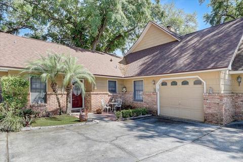 1109 Monroe Ave, Saint Cloud, FL 34769 photo 1