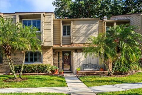 485 Oak Haven Dr, Altamonte Springs, FL 32701