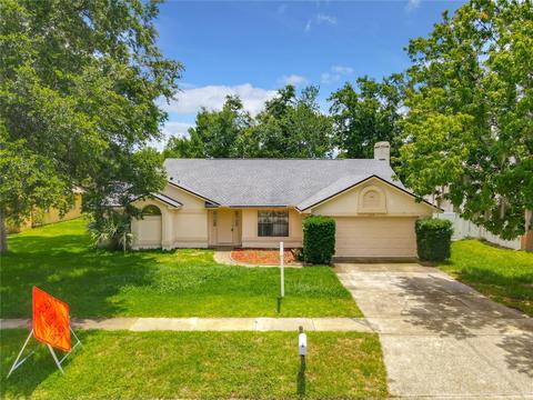1719 Singing Palm Dr, Apopka, FL 32712