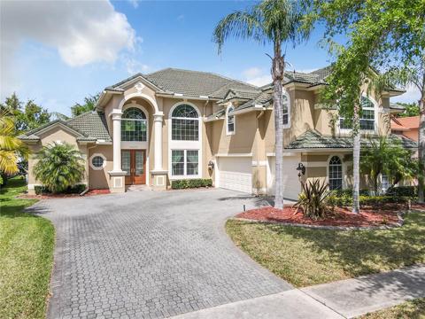 14576 Dover Forest Dr, Orlando, FL 32828