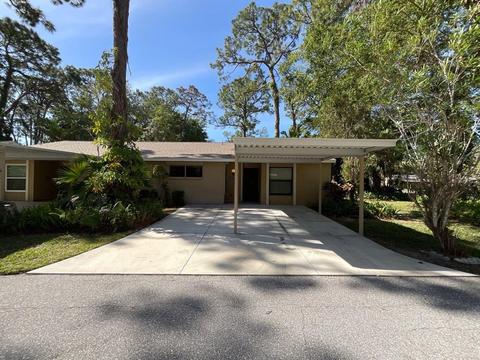 4779 Village Gardens Dr #100, Sarasota, FL 34234