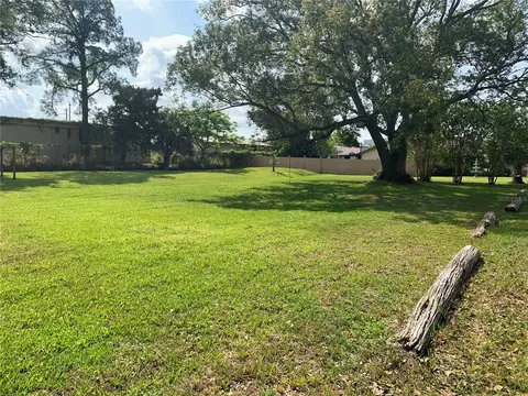 711 Wylly Ave, Sanford, FL 32773