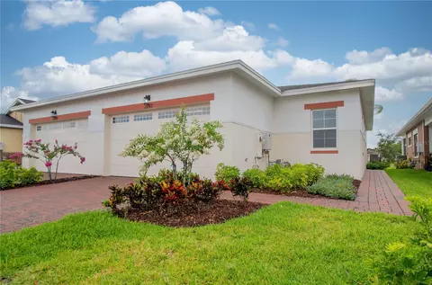 2297 Datura Loop, Saint Cloud, FL 34772