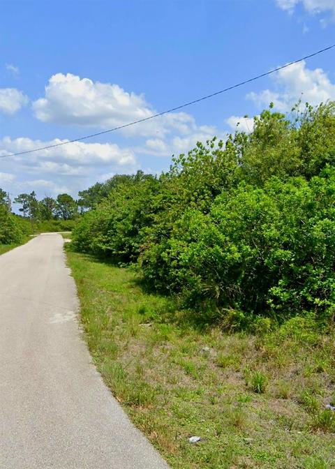 340 Patio St, Lehigh Acres, FL 33974